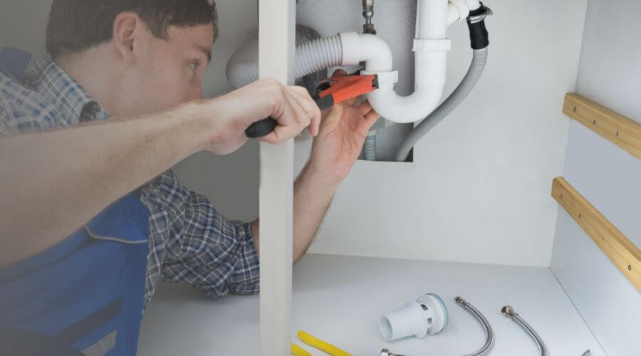 Local tankless water heater installation in Poplar Bluff, MO